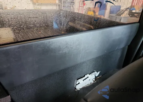 2003 Chevrolet S Truck S10 z USA, uszkodzony, nr VIN 1GCCS19HX38149916